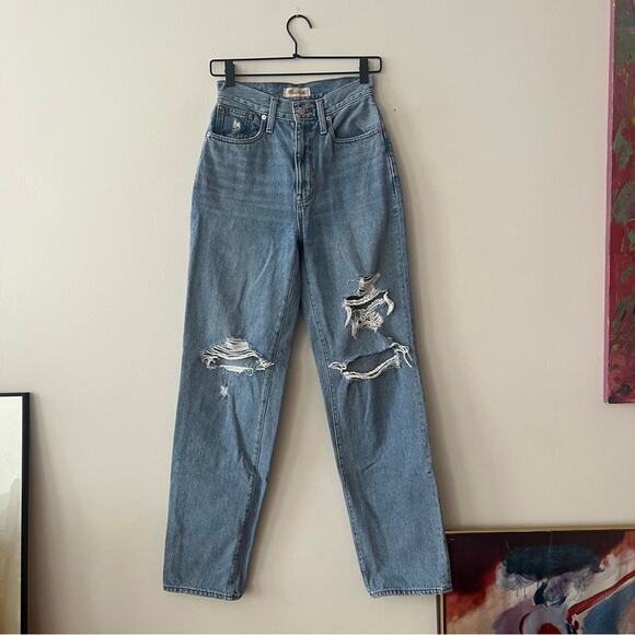 Madewell Baggy Straight Jeans in Earlhurst Wash: Ripped Edition - Picture 3 of 10